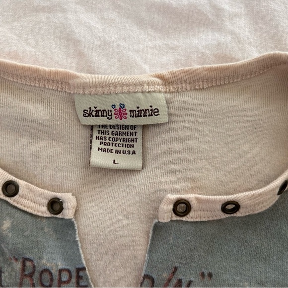 Y2K skinny Minnie studded vtg ranch western muted color desert graphic tee large - Picture 4 of 9